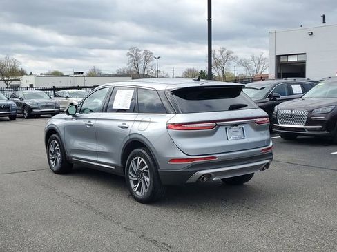 Certified 2023 Lincoln Corsair AWD w/ Equipment Group 101A image 3