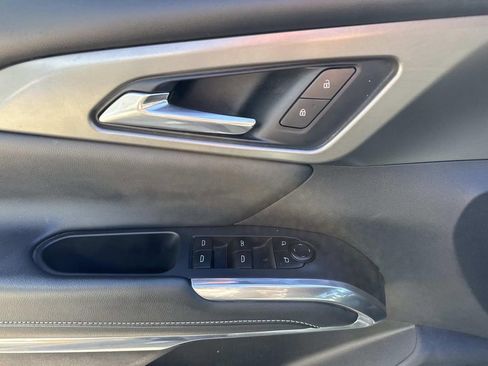 Certified 2025 Chevrolet Traverse LT image 21