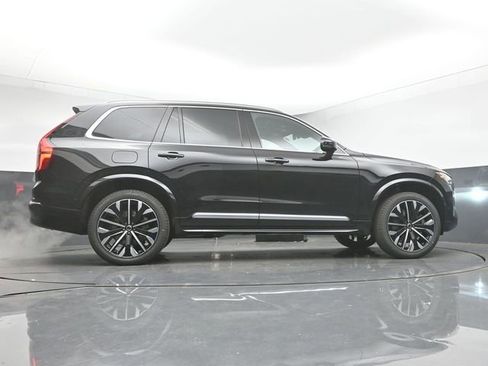 New 2026 Volvo XC90 T8 Plus w/ Protection Package Premier image 45