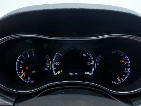 Used 2019 Jeep Grand Cherokee Limited w/ Luxury Group II image 34