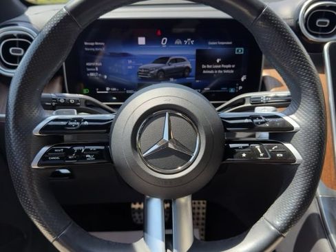 Used 2023 Mercedes-Benz GLC 300 4MATIC image 18