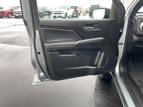 Used 2023 Chevrolet Colorado LT w/ LT Convenience Package III image 20