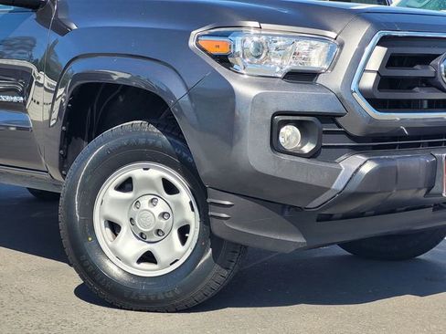 Used 2023 Toyota Tacoma SR5 RWD image 9