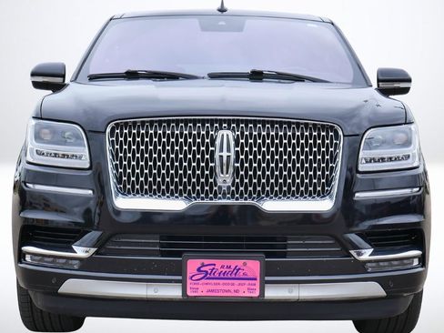 Used 2019 Lincoln Navigator L Reserve image 7