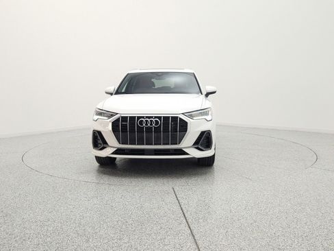 Used 2023 Audi Q3 2.0T Premium Plus w/ Premium Plus Package AWD/4WD image 2