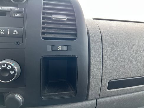 Used 2012 Chevrolet Silverado 1500 W/T image 20