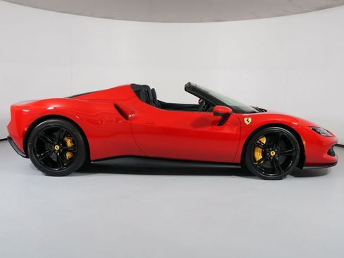 Used 2025 Ferrari 296 GTS RWD image 29