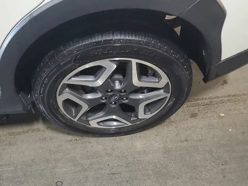 Used 2019 Subaru Crosstrek 2.0i Limited w/ Moonroof Package w/Navigation AWD/4WD image 15