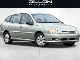 Used 2002 Kia Rio Cinco FWD 360° Tour