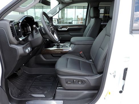 New 2026 GMC Sierra 1500 Elevation w/ Elevation Premium Package AWD/4WD image 14