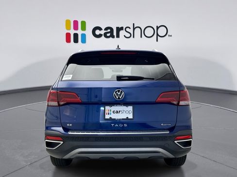 Used 2023 Volkswagen Taos SE w/ Panoramic Sunroof Package AWD/4WD image 4