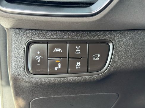 Used 2020 Hyundai Santa Fe SEL image 19