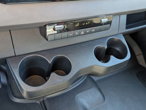 Used 2025 Mercedes-Benz Sprinter 2500 image 16