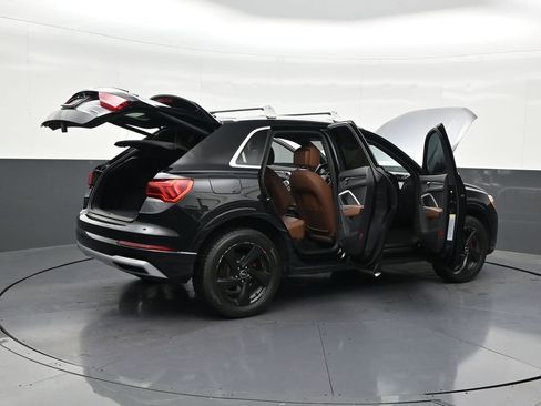 Used 2021 Audi Q3 2.0T Premium w/ Convenience Package image 31