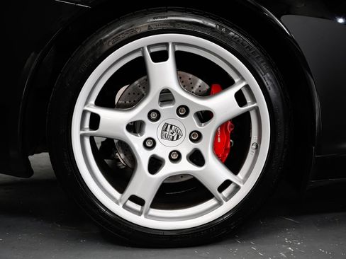 Used 2006 Porsche 911 Carrera S RWD image 41