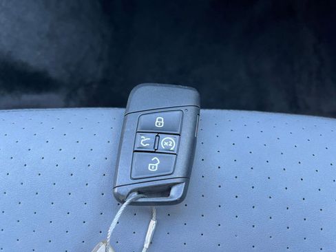 Used 2025 Volkswagen Jetta SE image 22