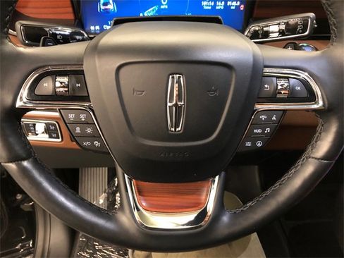 Used 2024 Lincoln Navigator Reserve image 20