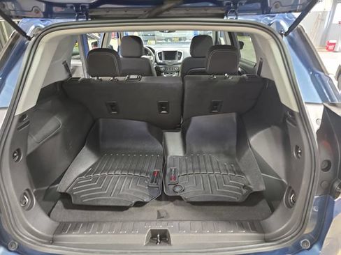 Used 2024 GMC Terrain SLE AWD/4WD image 14