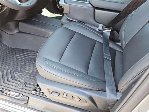 New 2026 Chevrolet Silverado 1500 LT w/ Z71 Off-Road Package image 4