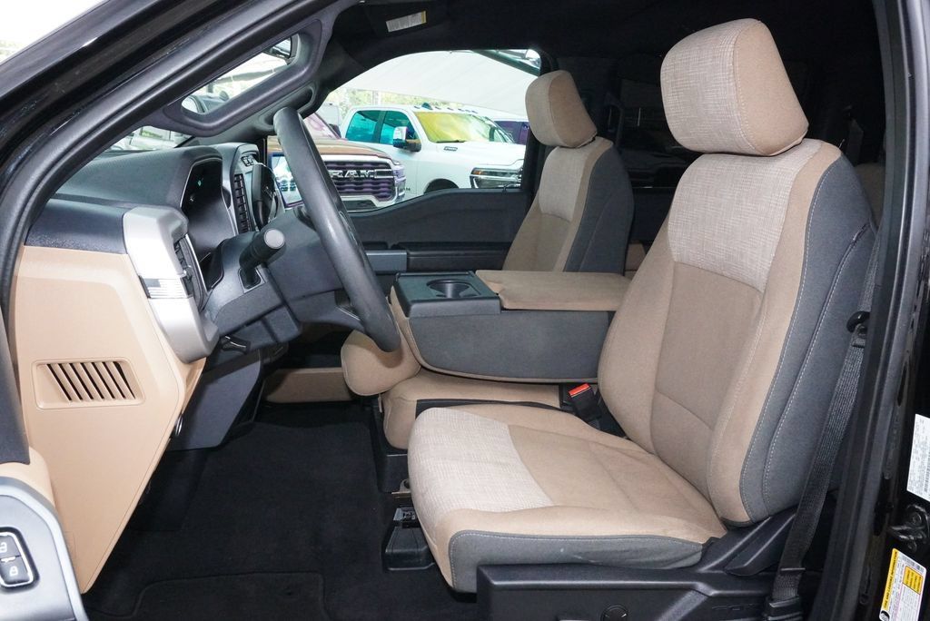 Used 2023 Ford F150 XLT AWD/4WD image 29