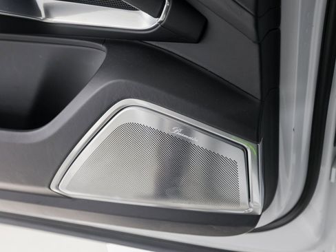 Certified 2022 Porsche Cayenne Turbo S image 22