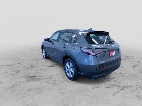 Used 2025 Honda HR-V LX image 7