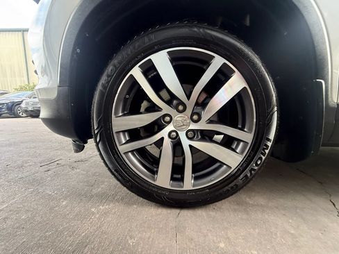 Used 2016 Honda Pilot Touring image 24