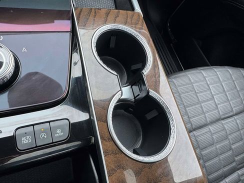 Used 2025 Cadillac Escalade Sport Platinum w/ LPO, ONYX Package image 16