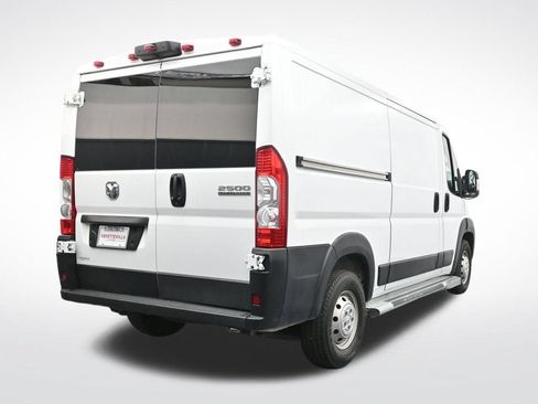Used 2023 RAM ProMaster 2500 FWD image 6