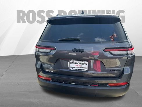 Used 2025 Jeep Grand Cherokee L Limited w/ Black Appearance Package RWD image 5
