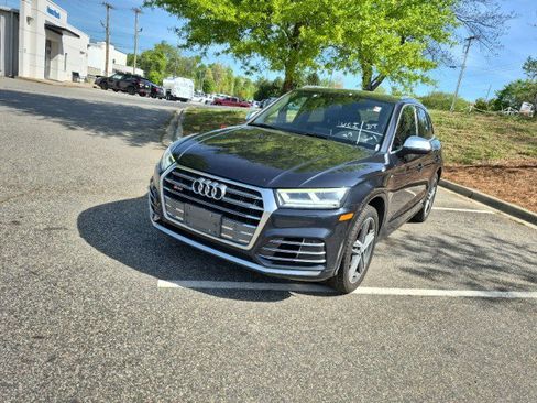 Used 2018 Audi SQ5 Premium Plus w/ S Sport Package image 2