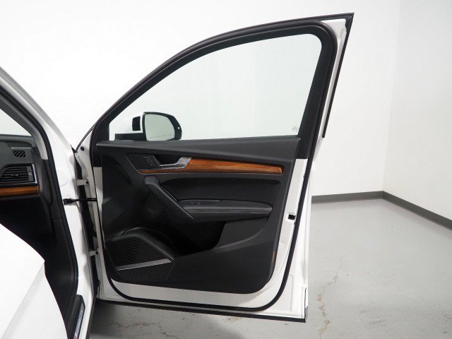 Used 2023 Audi Q5 2.0T Premium Plus w/ S Line w/ Premium Plus Package AWD/4WD image 63
