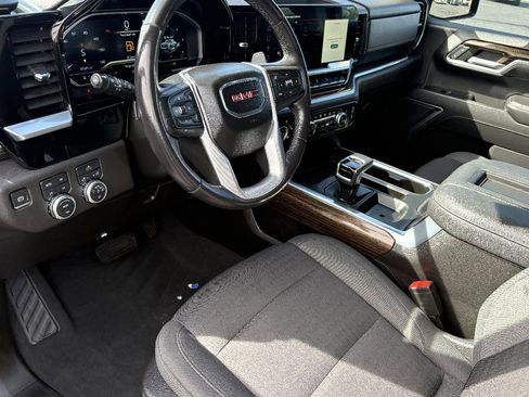 Used 2022 GMC Sierra 1500 Elevation AWD/4WD image 10