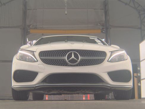 Used 2018 Mercedes-Benz C 300 C 300 image 4