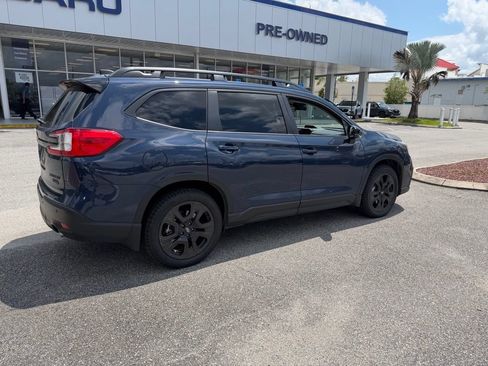 Used 2025 Subaru Ascent Bronze Edition w/ Onyx Package AWD/4WD image 3