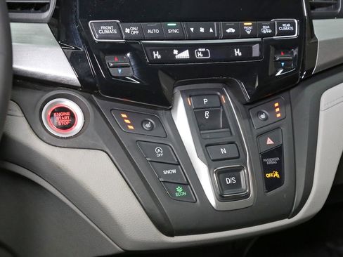 Certified 2024 Honda Odyssey EX-L image 11