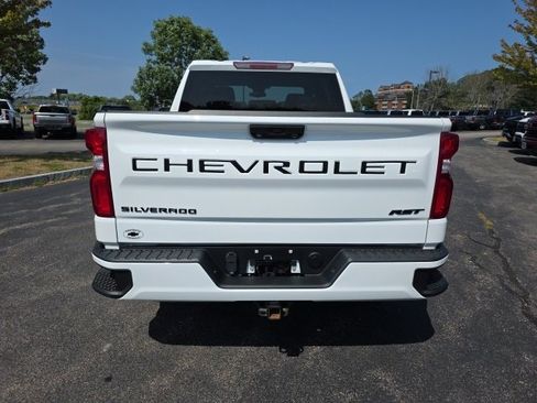 Used 2022 Chevrolet Silverado 1500 RST w/ LPO, Dark Essentials Package image 4