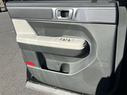 Used 2025 Hyundai Santa Fe SEL image 30