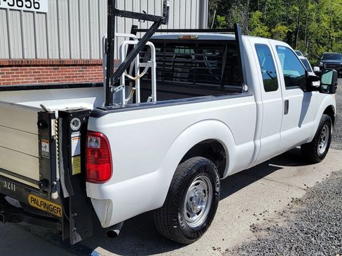 Used 2014 Ford F250 XL w/ Power Equipment Group image 6