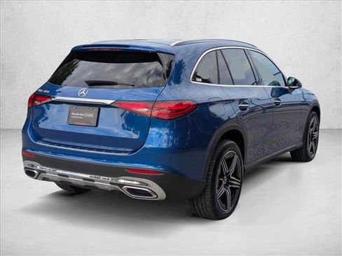 Certified 2026 Mercedes-Benz GLC 300 image 5