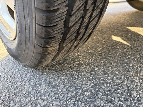 Used 2005 Honda CR-V EX image 16