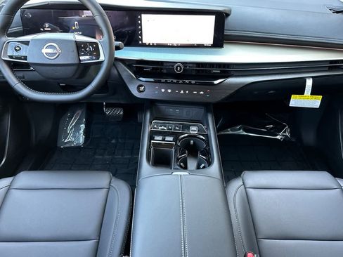 New 2025 Nissan Murano SL image 3