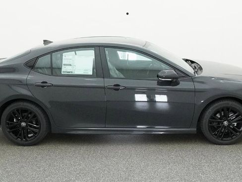 New 2026 Toyota Camry SE image 14