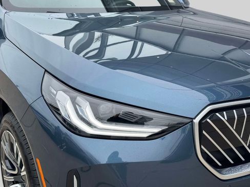 Certified 2025 BMW X3 xDrive30i image 7