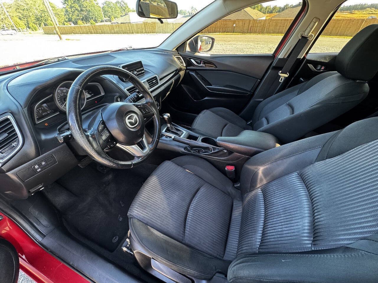 Used 2014 MAZDA MAZDA3 i Touring w/ Moonroof Package 1 FWD image 12