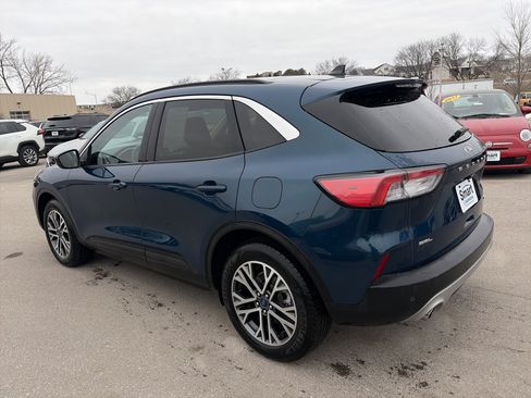 Used 2020 Ford Escape SEL image 7