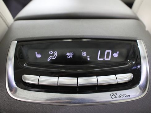 Used 2023 Cadillac XT6 Premium Luxury image 25