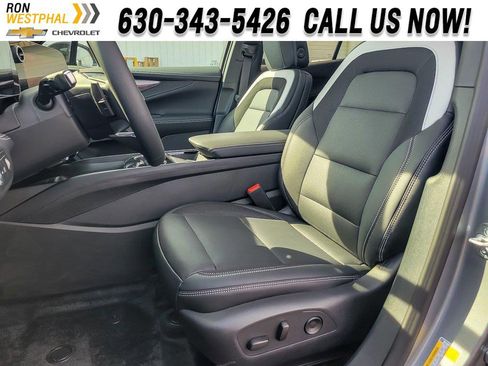 New 2026 Chevrolet Blazer EV LT image 8