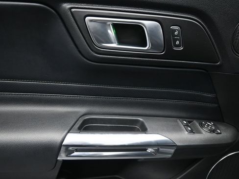 Used 2020 Ford Mustang Bullitt image 18