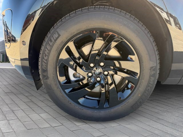 New 2026 Land Rover Range Rover Evoque S AWD/4WD image 9